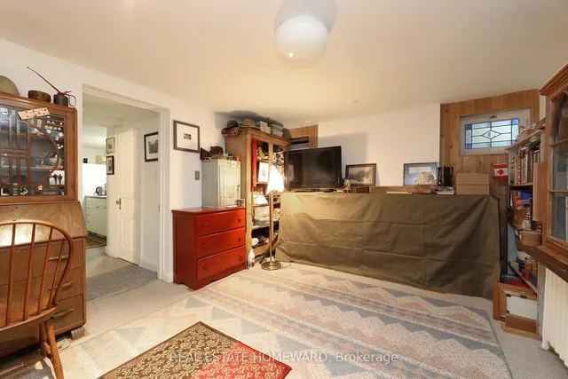 Additional image 27 of 756 Coxwell Ave