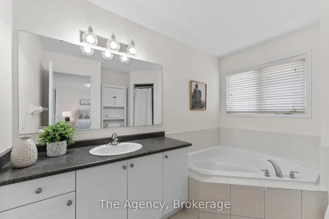 Additional image 32 of 5427 Jacada Rd