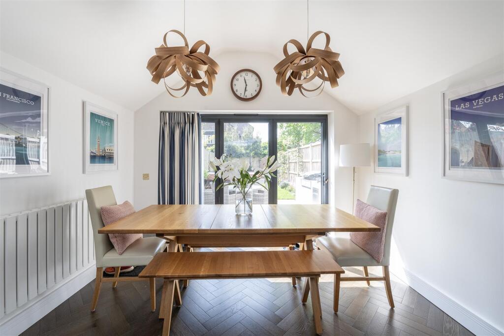 Additional image 4 of Grove Road, Harpenden