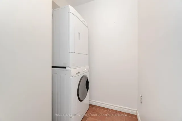 Additional image 28 of 30 Holly St Unit 206