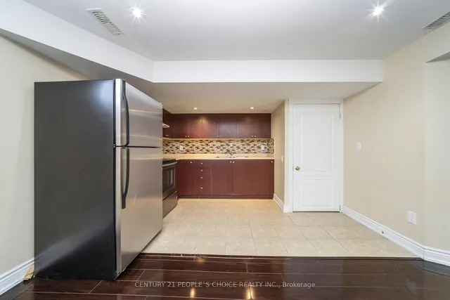 Additional image 36 of 43 Sussexvale Dr