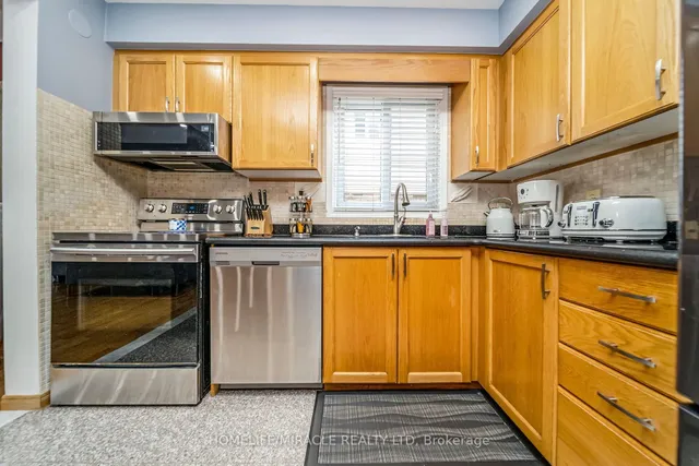 Additional image 11 of 19 Cotton Grass St