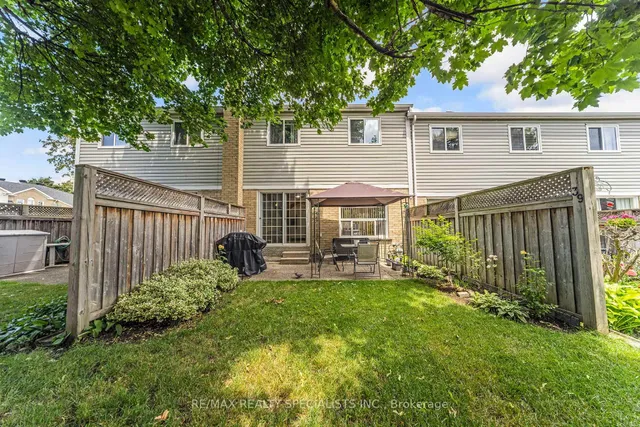 Additional image 42 of 39 Heathcliffe Sq