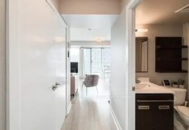 Additional image 8 of 100 Western Battery Rd Unit 1901