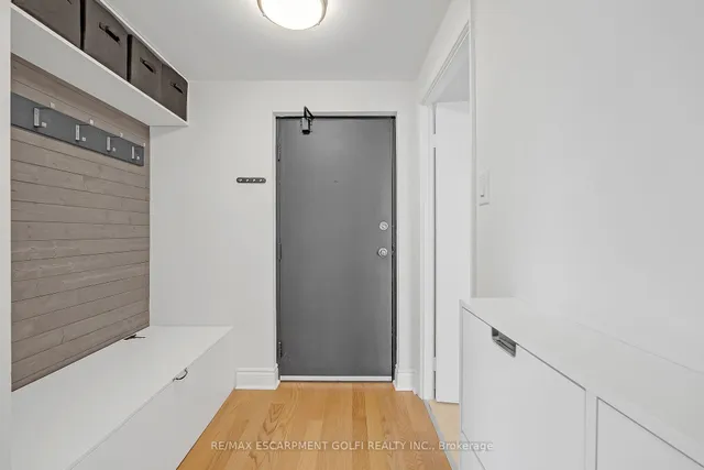 Additional image 5 of 836 Concession St Unit 309