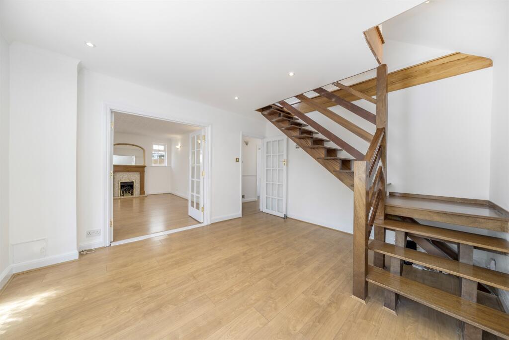 Additional image 8 of South Riding, Bricket Wood, St. Albans