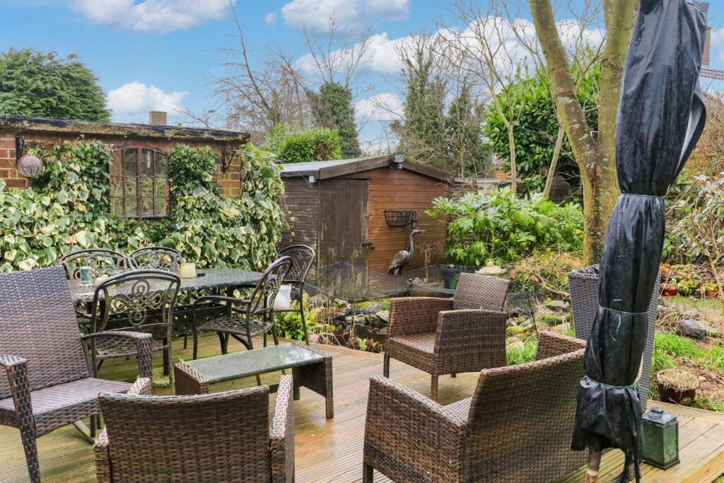 Additional image 39 of Churchill Crescent, Welham Green