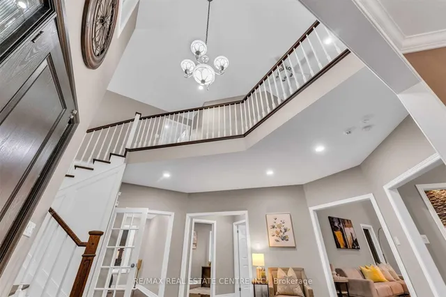 Additional image 8 of 11135 Menzies Crt