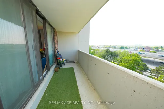 Additional image 30 of 301 Prudential Dr Unit 701