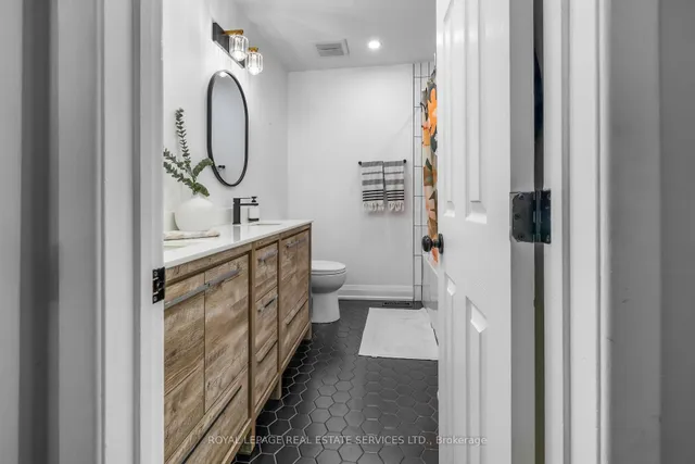 Additional image 43 of 2120 Rathburn Rd Unit 38