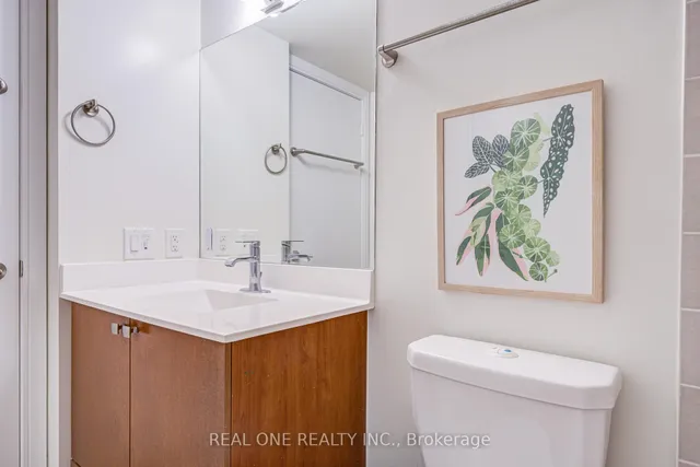 房产图片 13 - 151 Village Green Sq 单元 1008