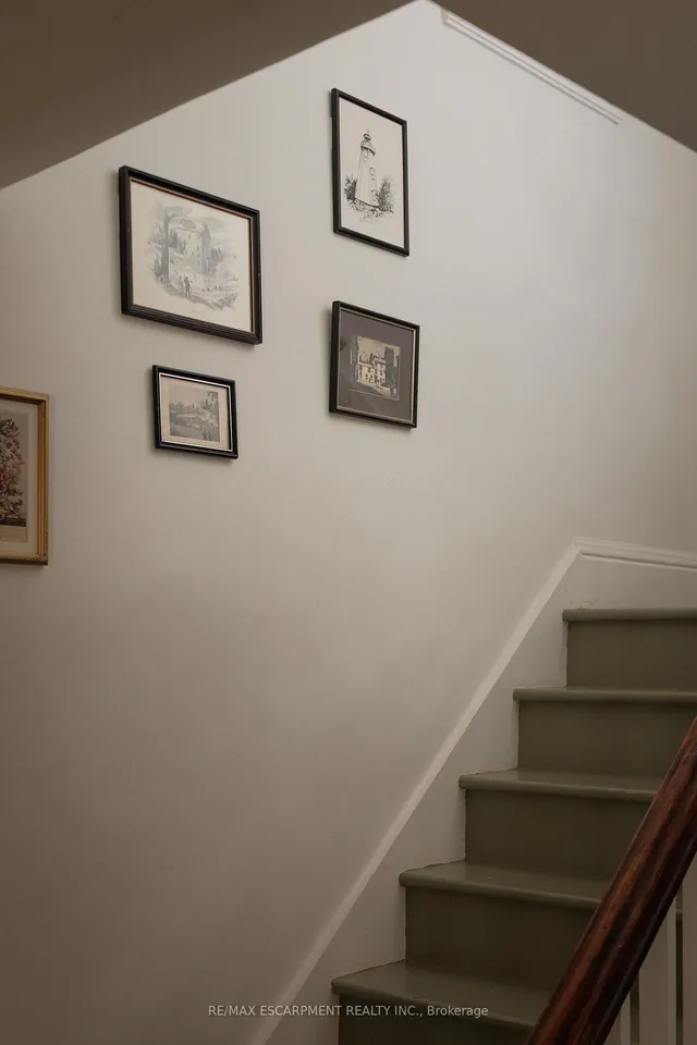 房产图片 23 - 505 Queensdale Ave