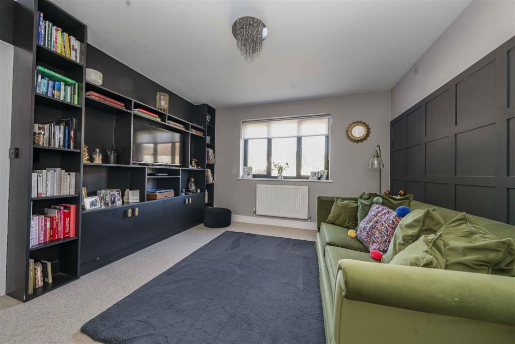 Additional image 8 of Bucknalls Drive, Bricket Wood, St. Albans