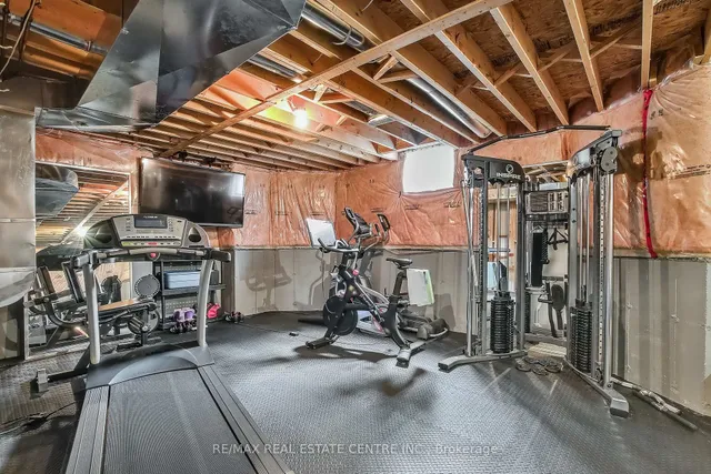 Additional image 35 of 969 Lancaster Blvd