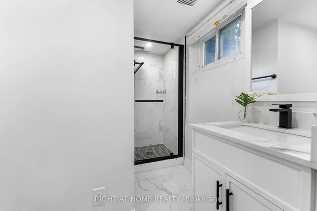 Additional image 30 of 608 Mccowan Rd