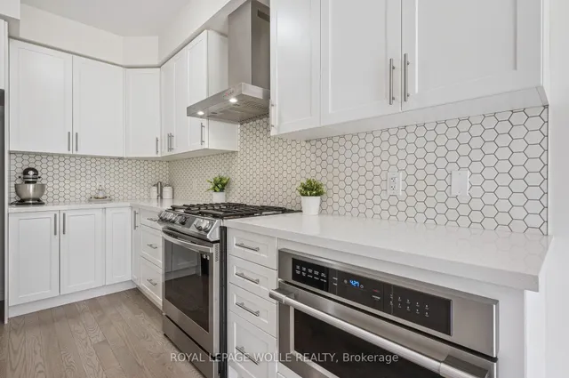 Additional image 17 of 14 Roywood St