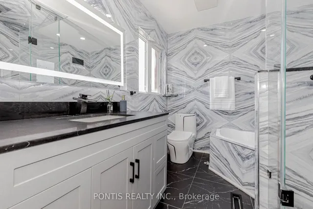 Additional image 23 of 21 ICELAND POPPY Tr