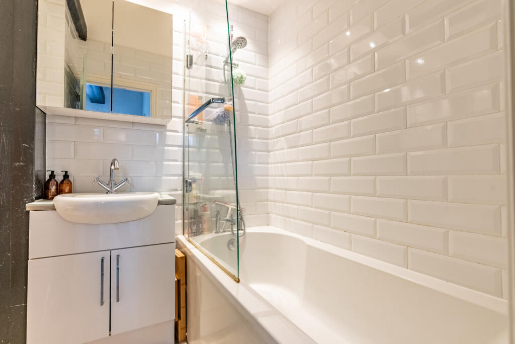 Additional image 10 of Sopwell Lane, St. Albans, Hertfordshire, AL1