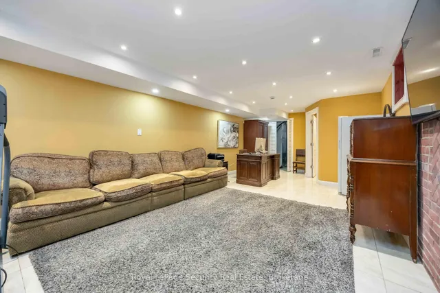 Additional image 37 of 154 Caledonia Rd