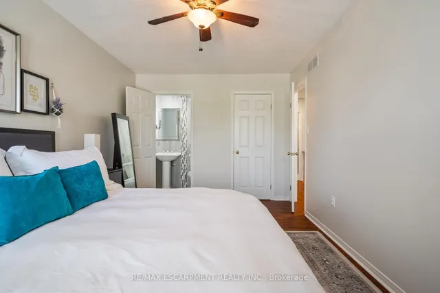 Additional image 21 of 1231 Blanshard Dr