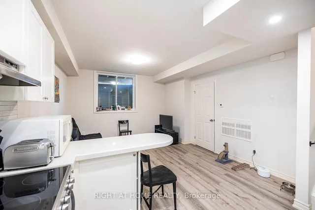 Additional image 7 of 164 Heiman St St Unit 7A