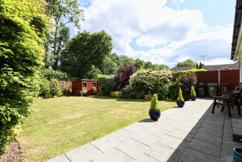 Additional image 3 of Hobbs Close, St Albans, AL4