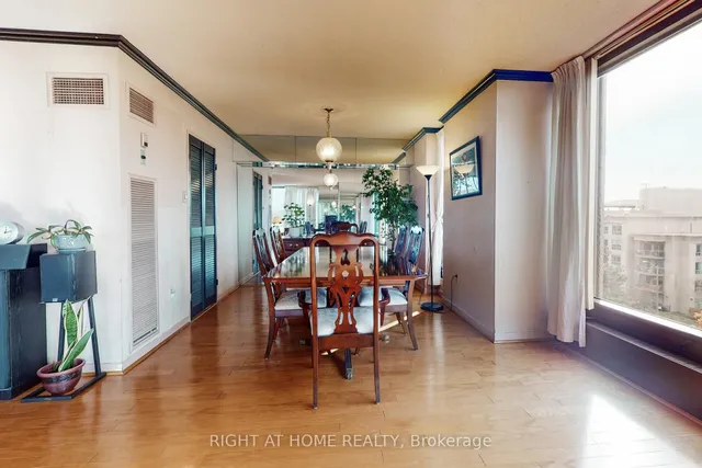 Additional image 37 of 2045 Lake Shore Blvd Unit 507