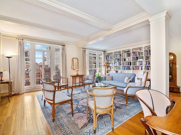 122 E 82nd St APT 8A, New York, NY 10028