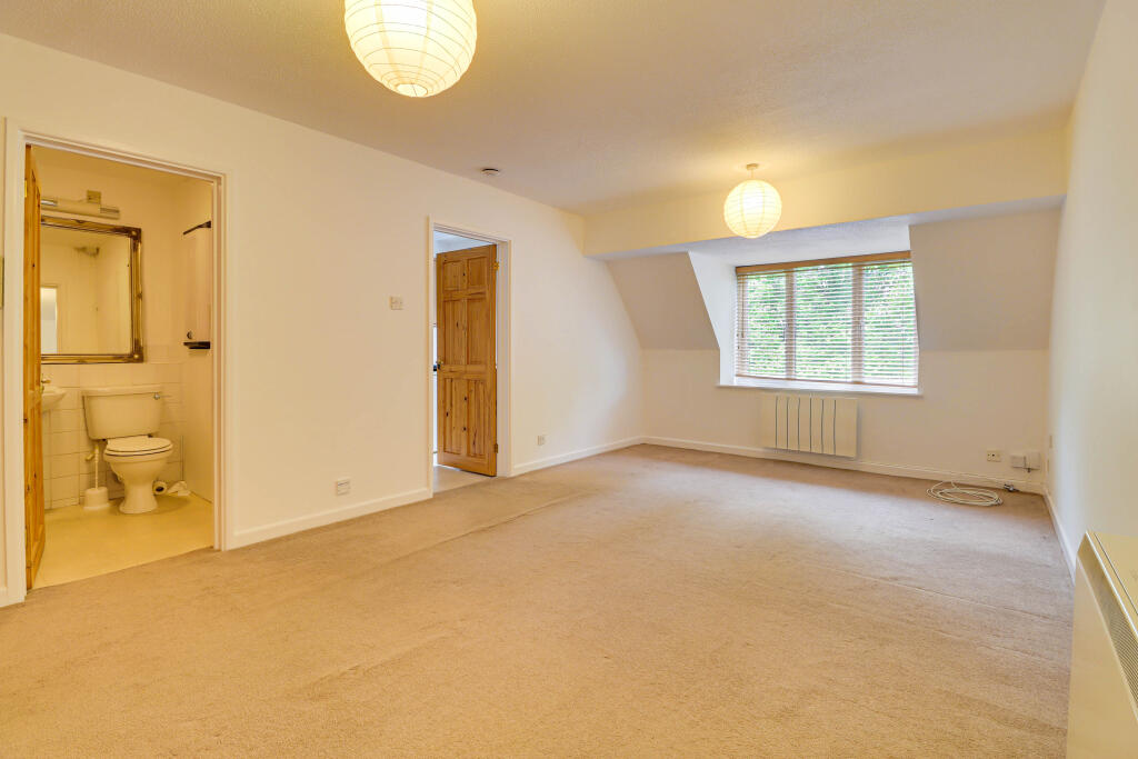 Additional image 3 of Christchurch Close, St Albans, AL3