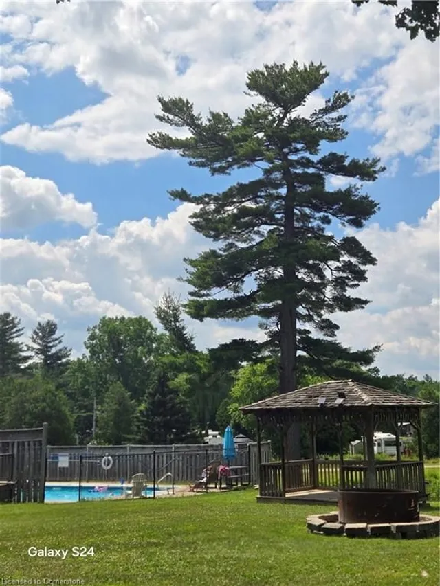 Additional image 22 of 2490 Governors Rd Unit 5 Pondview