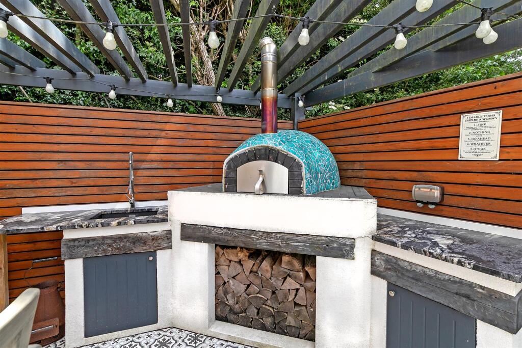 Additional image 29 of Crouch Hall Gardens, Redbourn, St. Albans