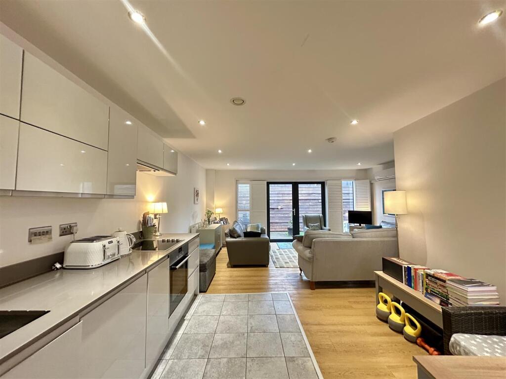 Additional image 2 of High Street, Harborne, Birmingham