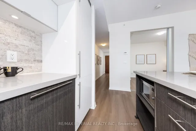 Additional image 13 of 8 mercer St