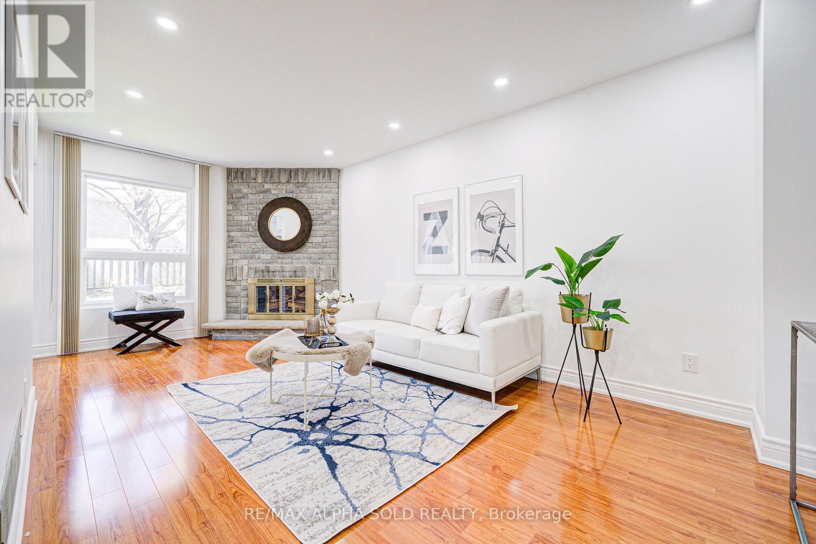 158 INGLETON BOULEVARD|Toronto (Milliken), Ontario M1V1Z8