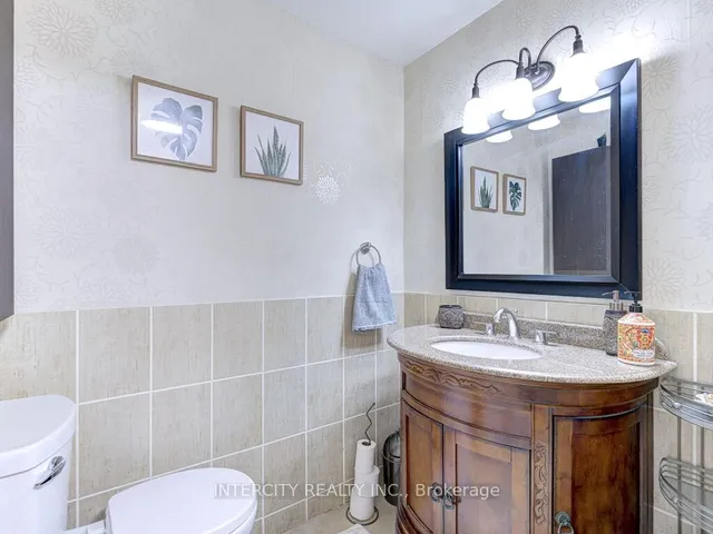 Additional image 27 of 841 Coulson Ave