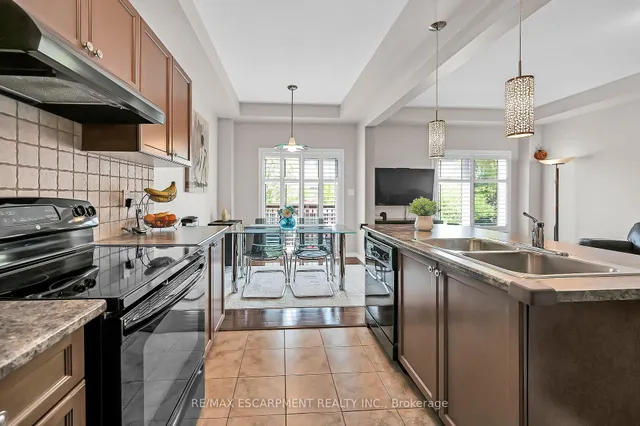 Additional image 17 of 121 Bankfield Cres