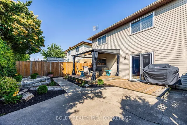 Additional image 28 of 395 Rexford Dr