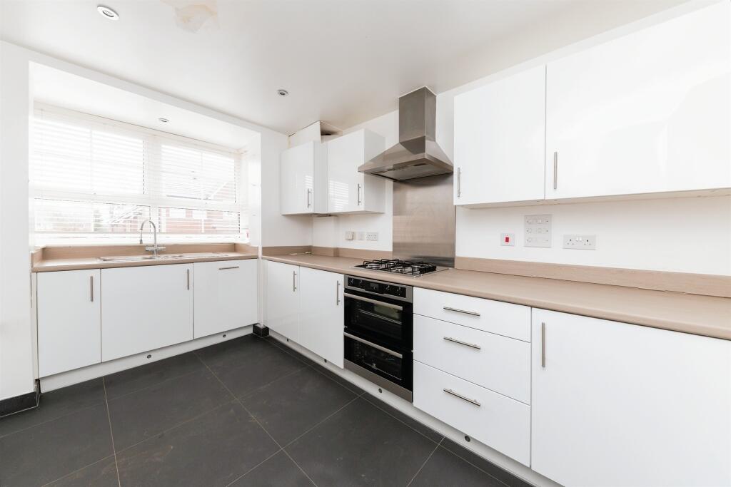 Additional image 5 of Sparrowhawk Place, Hatfield