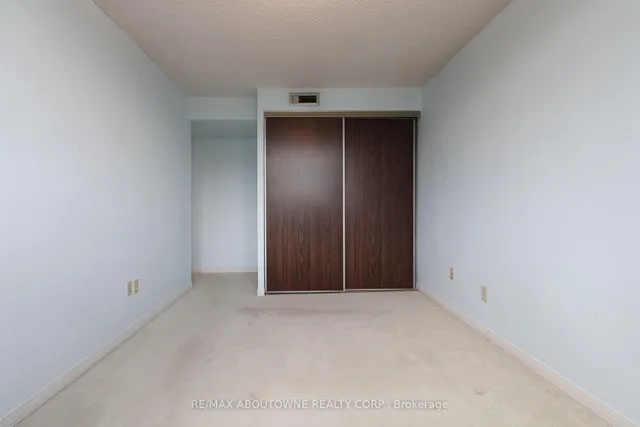 Additional image 23 of 1359 White Oaks Blvd Unit 406