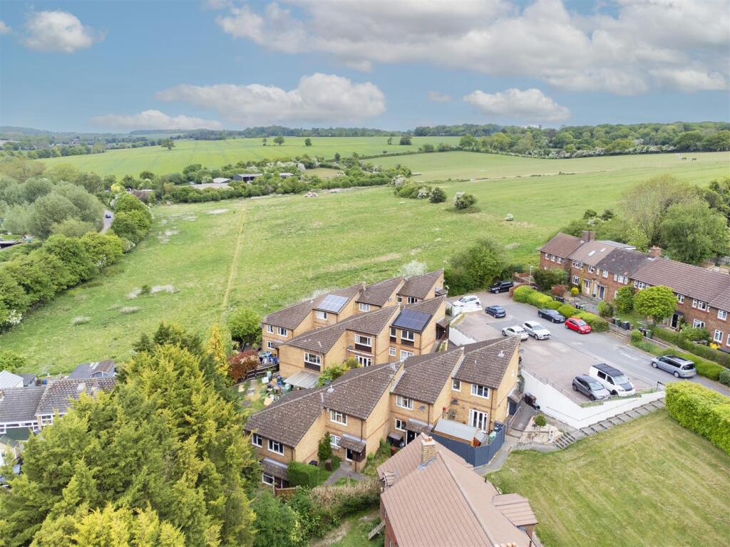 Additional image 12 of Barley Rise, Harpenden