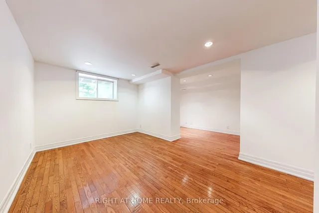 Additional image 26 of 170 Queens Ave