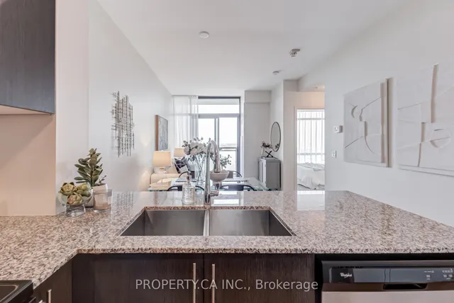 Additional image 18 of 2522 Keele St Unit 704