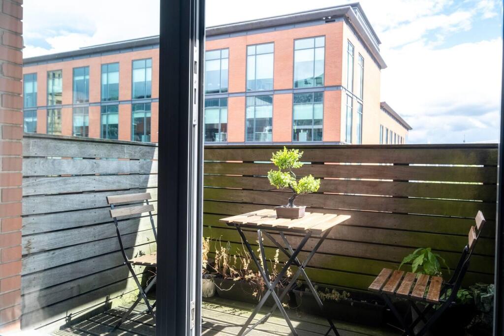 Additional image 47 of 165 Granville Street