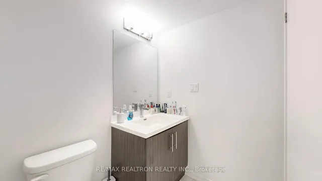 房产图片 27 - 多伦多第十二街260号第5单元