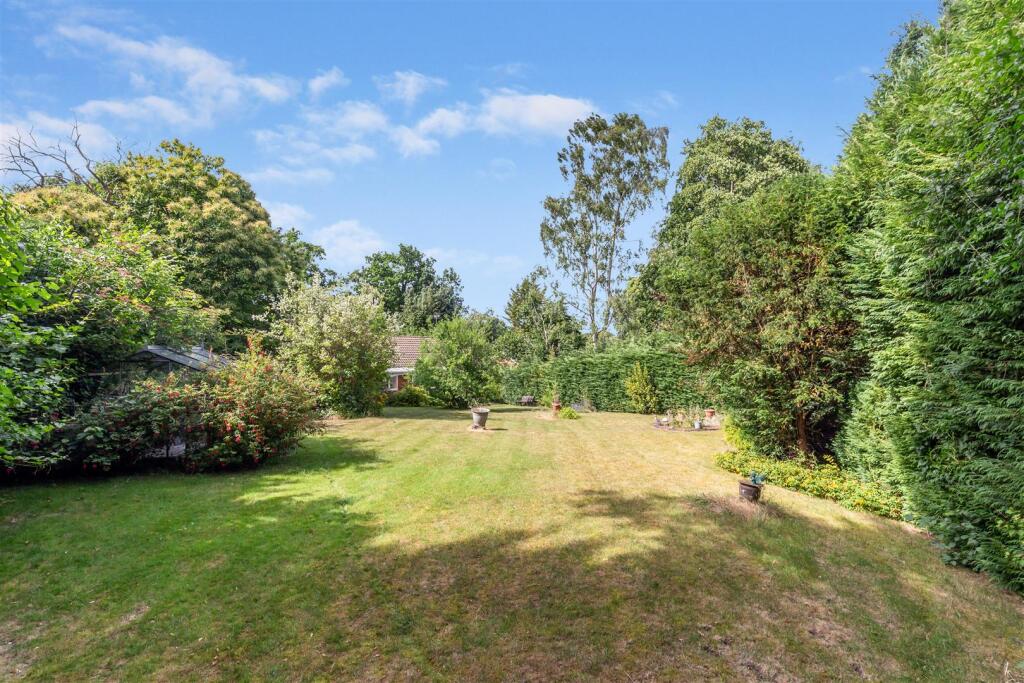 Additional image 15 of Broom Hill, Welwyn