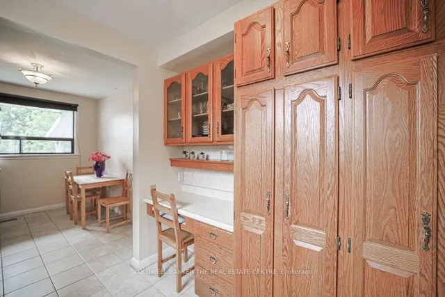 Additional image 13 of 34 Crestview Ave