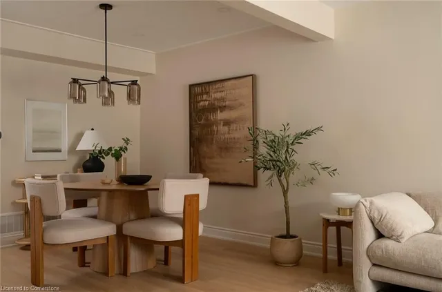 房产图片 9 - 803 Hyde Rd 单元3