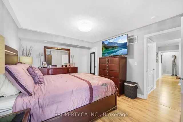 Additional image 18 of 157 Isaac Devins Blvd Unit 6
