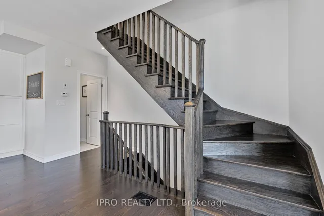 Additional image 13 of 1 Haymarket Dr