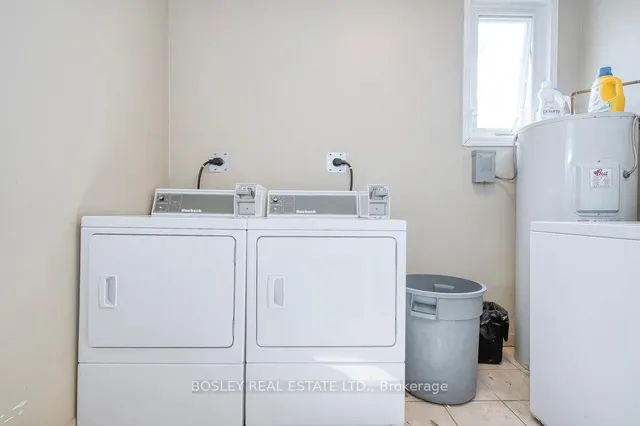 Additional image 19 of 2909 Dundas St